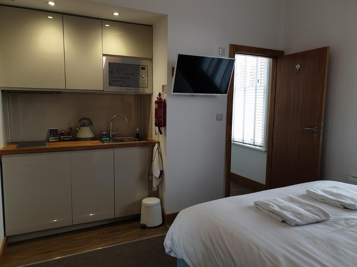 Mcmillan House Studio Apartments ยอร์ค ภายนอก รูปภาพ
