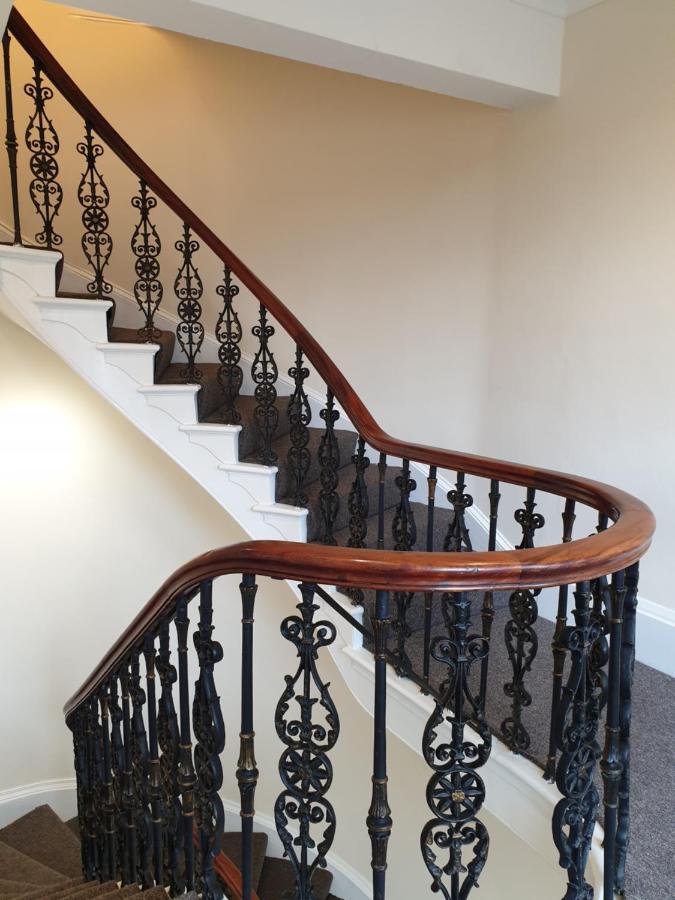 Mcmillan House Studio Apartments ยอร์ค ภายนอก รูปภาพ