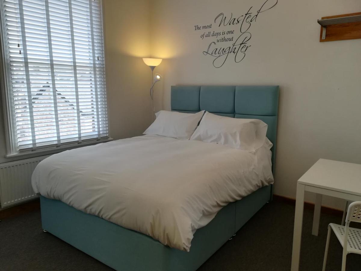 Mcmillan House Studio Apartments ยอร์ค ภายนอก รูปภาพ